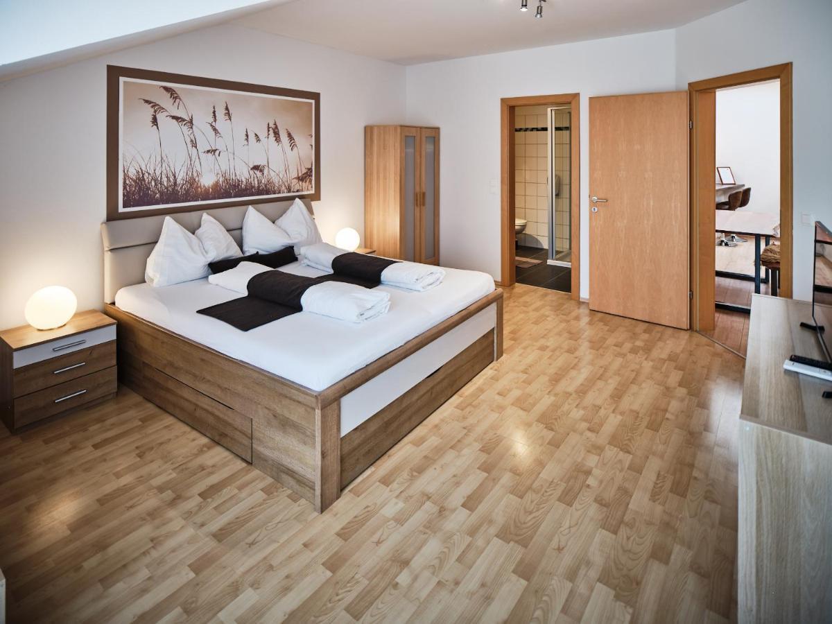 Weingut Gaestehaus D&D Haider Jois Buitenkant foto