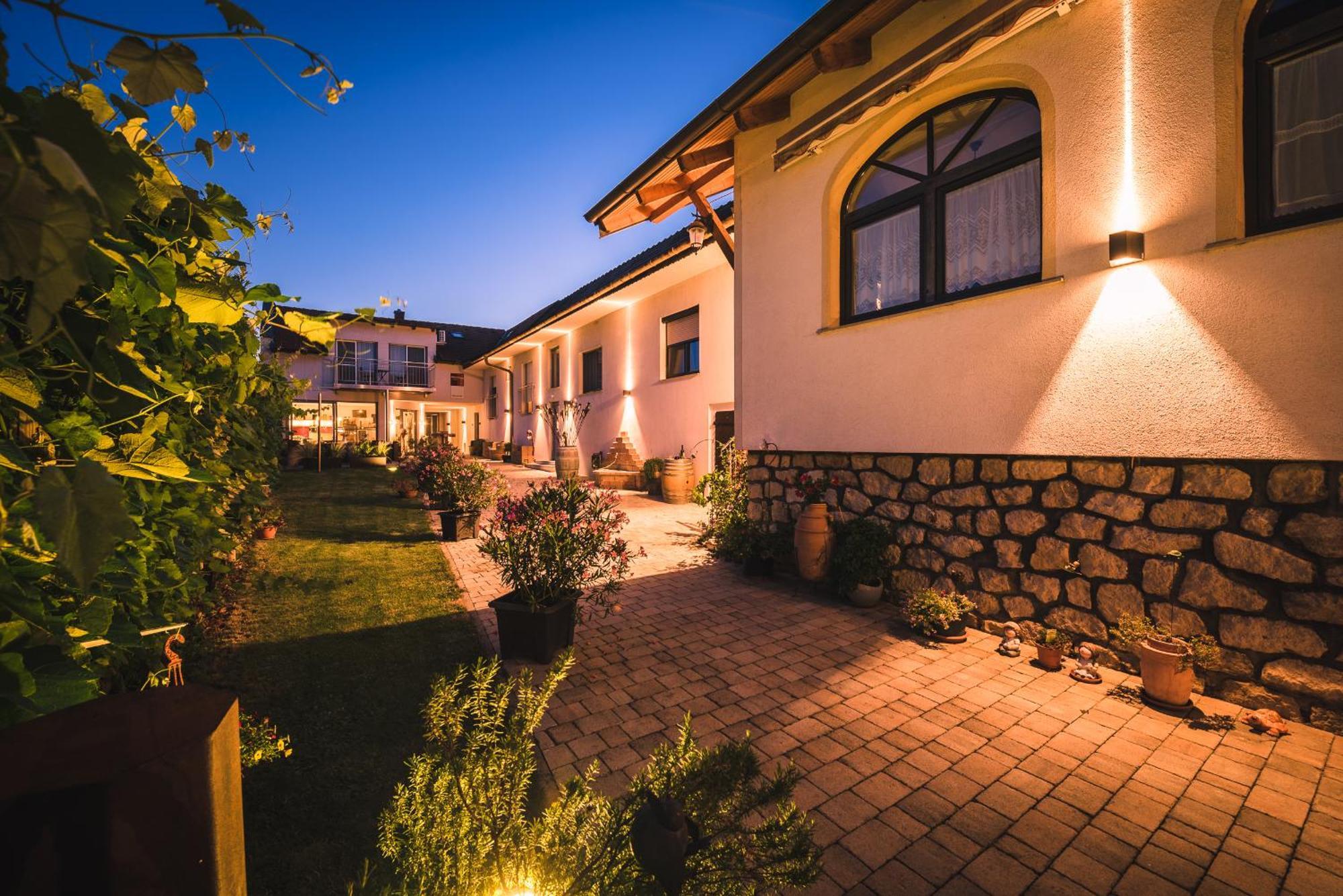 Weingut Gaestehaus D&D Haider Jois Buitenkant foto