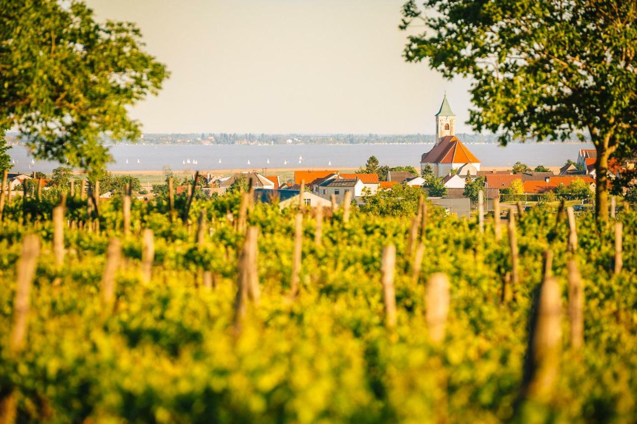 Weingut Gaestehaus D&D Haider Jois Buitenkant foto
