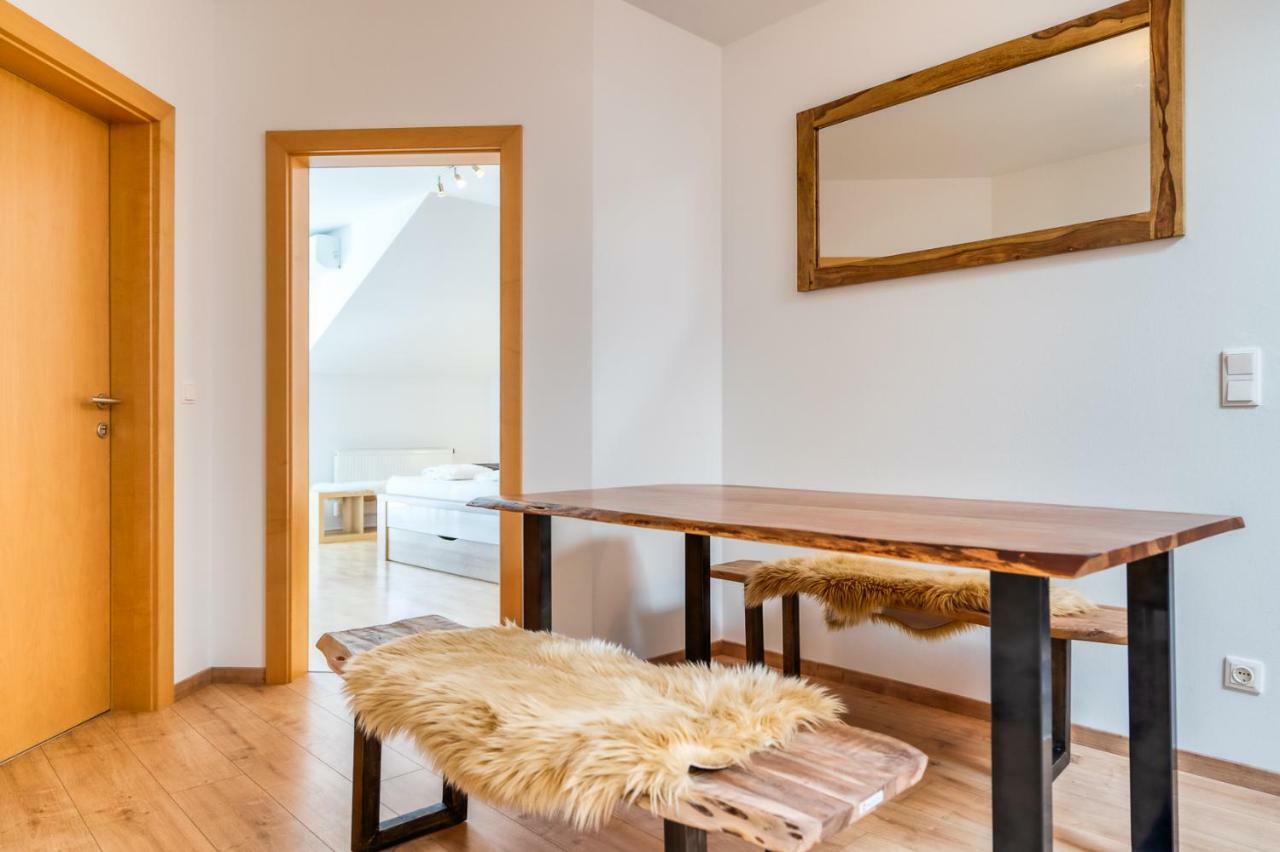 Weingut Gaestehaus D&D Haider Jois Buitenkant foto